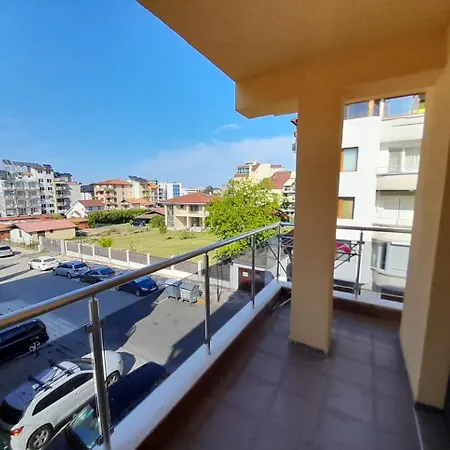 Perlaview プリモルスコ